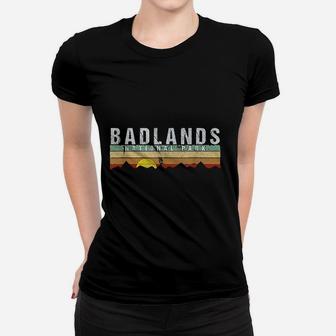 Retro Vintage Badlands National Park Women T-shirt | Crazezy UK
