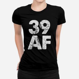 Womens Vintage 39 Af Made In 1982 Classic 40Th Birthday Women T-shirt | Crazezy