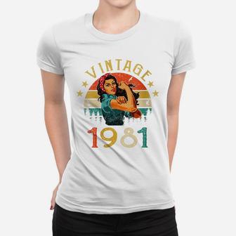 Womens Retro Vintage 1981 Made In 1981 40 Years Old 40Th Birthday Women T-shirt | Crazezy AU
