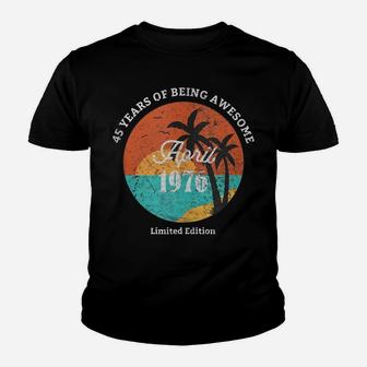 45Th Birthday Gifts Vintage April 1976 Men Women Retro Beach Youth T-shirt | Crazezy