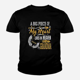 Big Piece Of My Heart Lives In Heaven She Is My Grandma Youth T-shirt | Crazezy DE