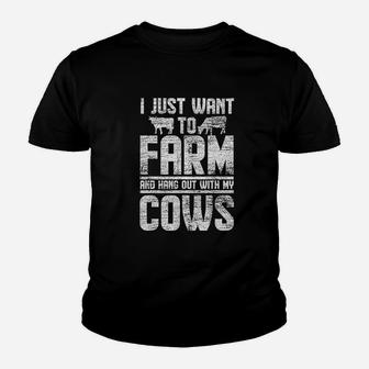 I Just Want To Farm And Hang Out With My Cows Youth T-shirt | Crazezy UK