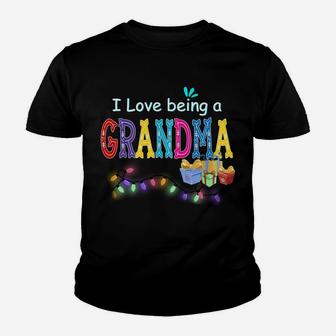 I Love Being A Grandma, New Year Funny Grandma Cute Present Youth T-shirt | Crazezy