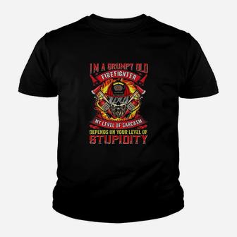Im A Grumpy Old Firefighter Gift Funny Youth T-shirt | Crazezy AU