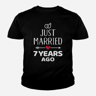 Just Married 7 Years Ago 7Th Wedding Anniversary Youth T-shirt | Crazezy AU