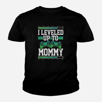 Leveled Up To Mommy Gamer Mom Youth T-shirt | Crazezy