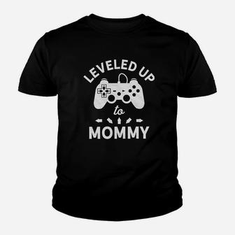Leveled Up To Mommy Youth T-shirt | Crazezy UK