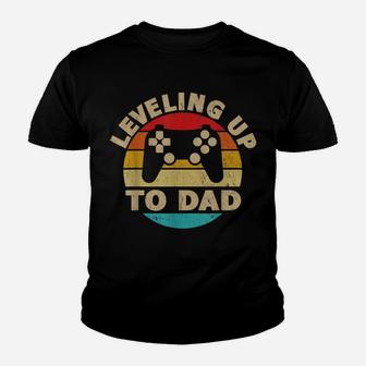 Leveling Up To Dad New Parent Pregnancy Announcement Gamer Youth T-shirt | Crazezy AU