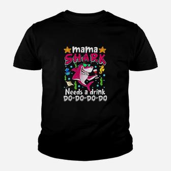 Mama Shark Needs A Drink Dododoo Funny Youth T-shirt | Crazezy DE