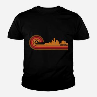 Retro Milwaukee Cityscape - Milwaukee Wi Skyline Youth T-shirt | Crazezy CA
