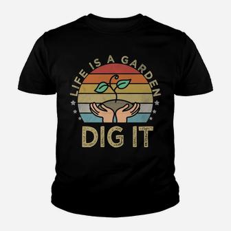 Retro Vintage Style Farmer | Life Is A Garden Dig It Youth T-shirt | Crazezy AU