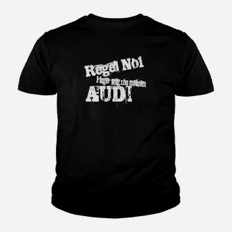 Schwarzes Herren-Kinder Tshirt Regel Nr.1 Nie Recht den Frauen mit Audi-Logo - Seseable