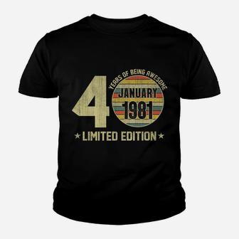 Vintage January 1981 Designs 40 Yrs Old 40Th Birthday Gift Youth T-shirt | Crazezy UK