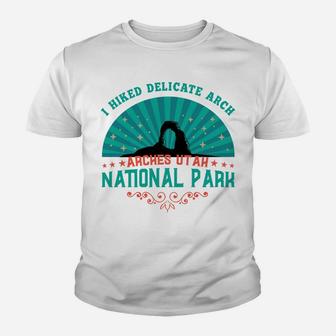 Arches National Park In Utah Design With The Delicate Arch Youth T-shirt | Crazezy DE