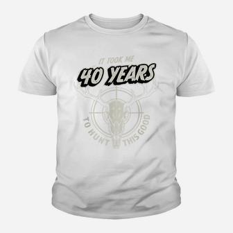 Mens Hunting Gift For 40 Year Old Mens 40Th Birthday Youth T-shirt | Crazezy DE