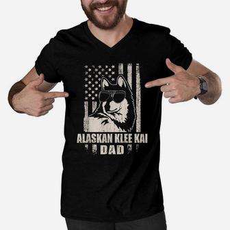 Alaskan Klee Kai Dad Cool Vintage Retro Proud American Men V-Neck Tshirt | Crazezy