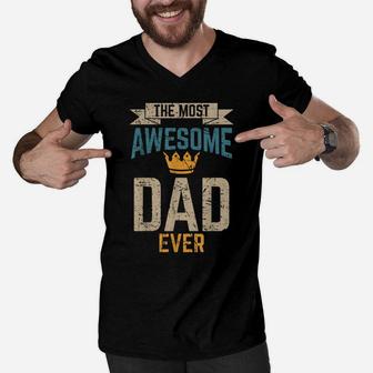 Awesome Dad Worlds Best Daddy Ever Tee Fathers Day Outfit Men V-Neck Tshirt | Crazezy DE