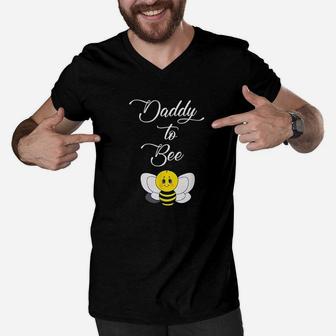 Dad To Be Daddy To Bee Men V-Neck Tshirt | Crazezy DE