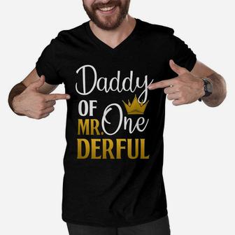 Daddy Of Mr Onederful 1St Birthday Father's Day First Daddy Men V-Neck Tshirt | Crazezy
