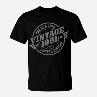 60 Year Old Car Lover Vintage Classic Car 1961 60Th Birthday T-Shirt | Crazezy DE