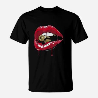 Biting The Red Lipstick Lips T-Shirt | Crazezy DE