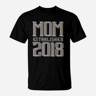 New Mom To Be Expecting Mommy 2018 T-Shirt | Crazezy UK