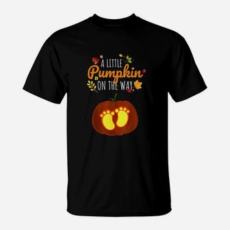 Pumpkin Gifts Cute Expecting Mom T-Shirt | Crazezy
