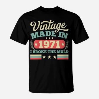 Womens Vintage Made In 1971 Birthday Gift Retro T-Shirt | Crazezy DE