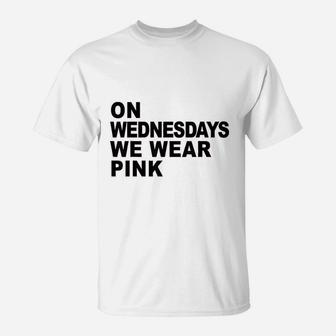 Mean Girls On Wednesdays We Wear Pink Stacked Text T-Shirt | Crazezy DE