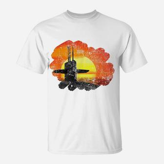 Vintage Red Sunset Us Submarine Service Veteran Tshirt T-Shirt | Crazezy