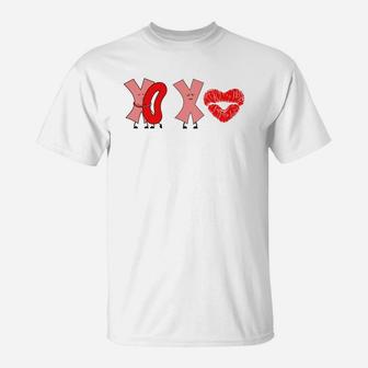 Xoxo Valentines Day Red Lips Gift Happy Valentines Day T-Shirt - Seseable