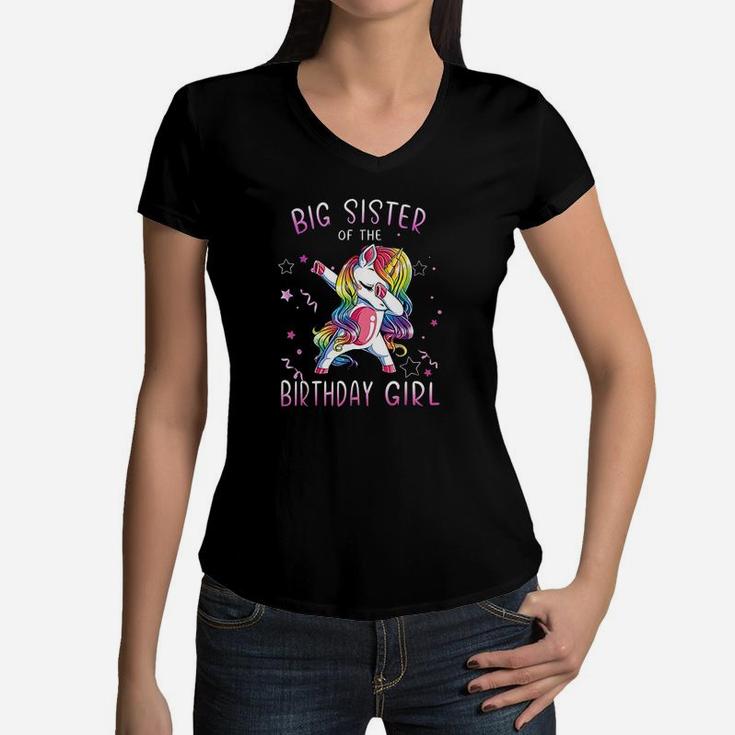 Big Sister Of The Birthday Girl Unicorn Dabbing Funny Gifts Women V-Neck T-Shirt