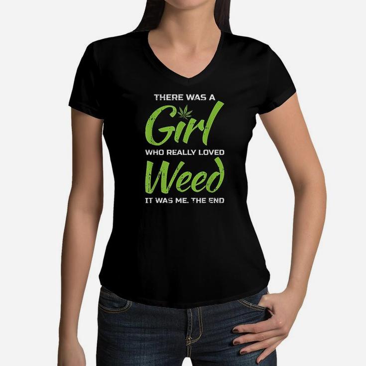 Girl Who Loves Women V-Neck T-Shirt