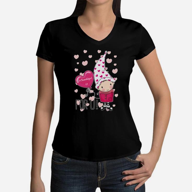 Valentines Day Cosmetologist Life Pink Gnome Holds Heart Balloon Women V-Neck T-Shirt
