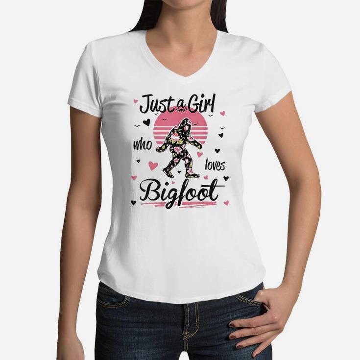 Just A Girl Who Loves Bigfoot Women V-Neck T-Shirt
