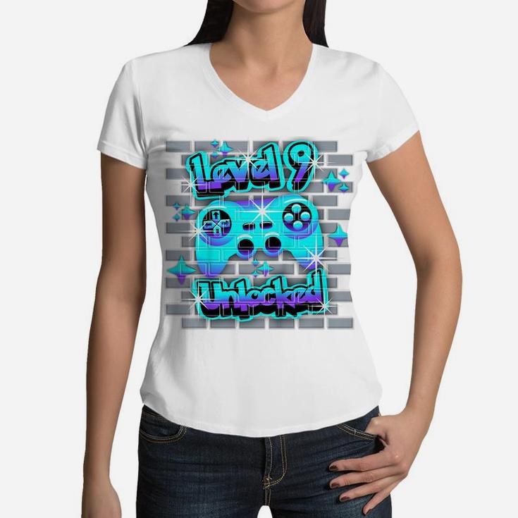 Kids 9 Year Old 9Th Video Gamer Gaming Birthday Party Boys Girls Women V-Neck T-Shirt