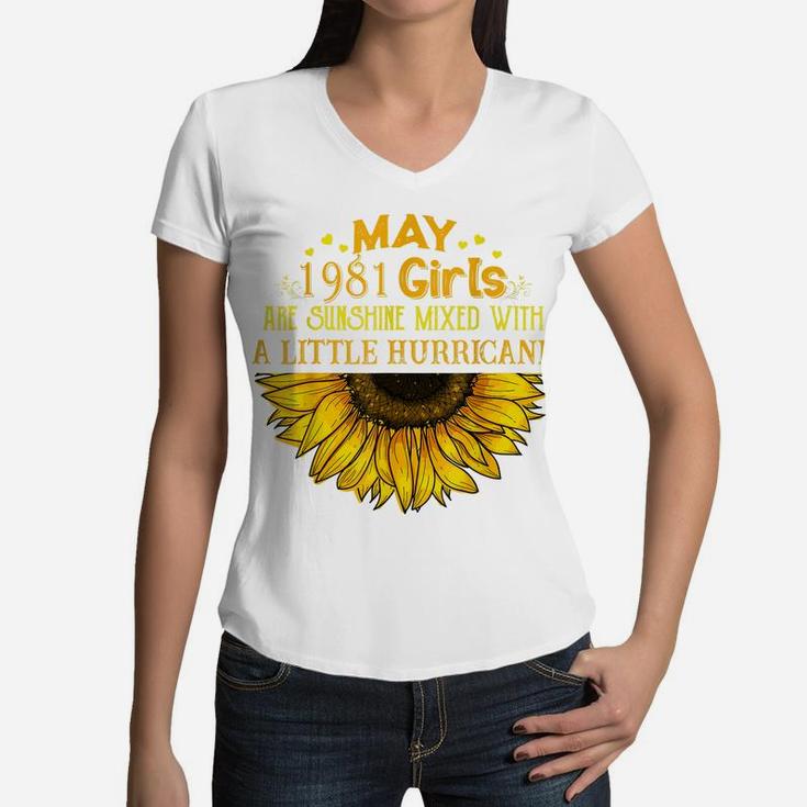 May Girl 1981 - 40Th Birthday Gift For Strong Girl  Women V-Neck T-Shirt