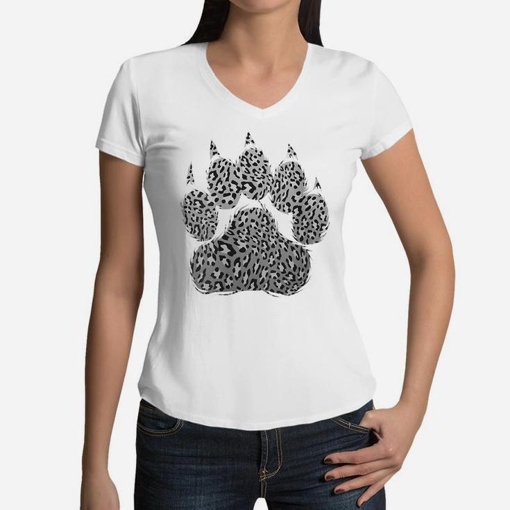 Womens Funny Leopard Print Paw | Cool Cheetah Skin Boys Girls Gift Women V-Neck T-Shirt