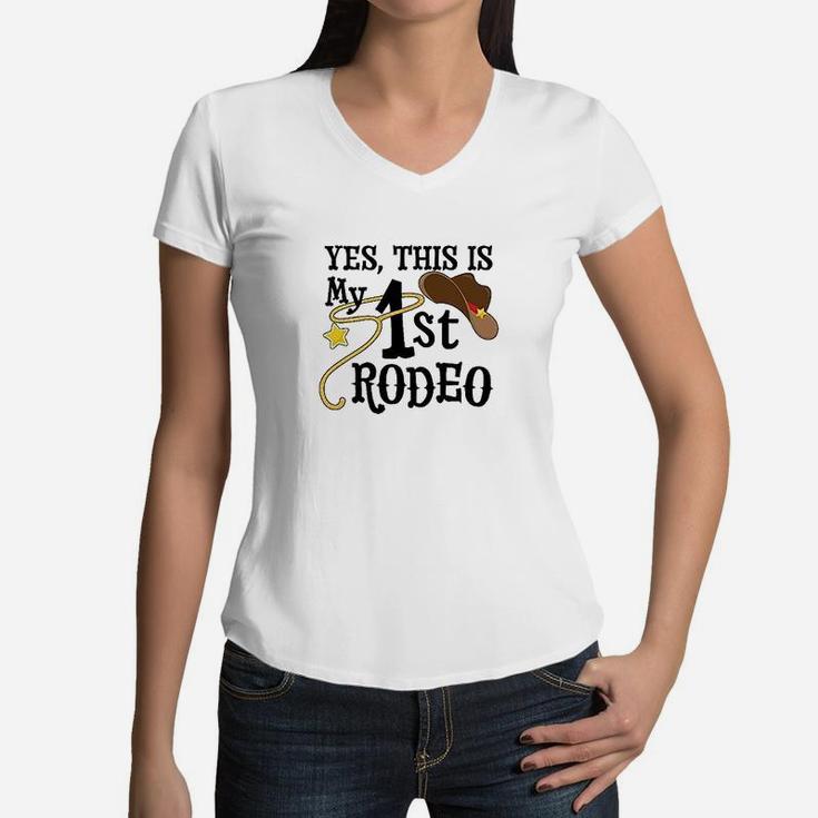 Yes This Is My 1St Rodeo Cowboy Hat With Red Band Women V-Neck T-Shirt