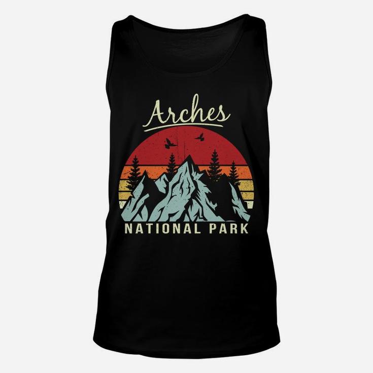 Vintage Retro Hiking Camping Arches National Park Unisex Tank Top