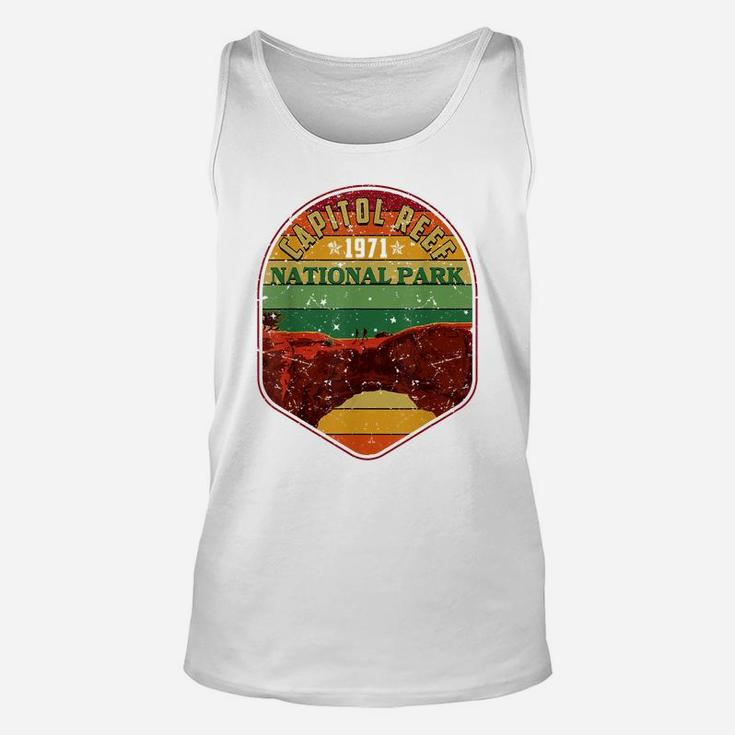 Capitol Reef National Park Camping Lover Vintage Unisex Tank Top