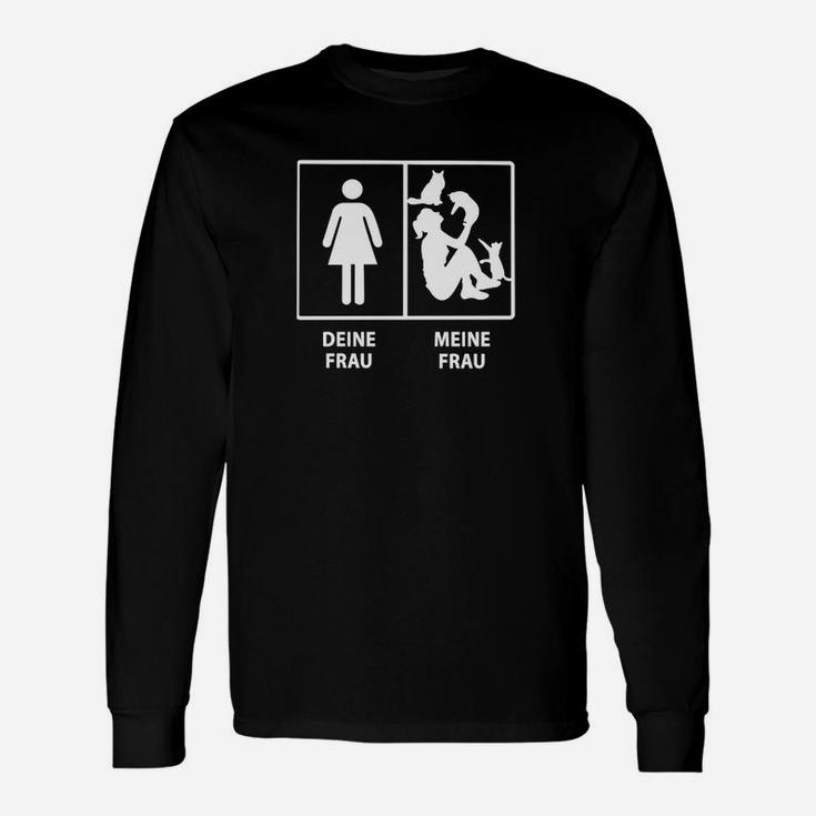 Schwarzes Langarmshirts 'Deine Frau vs. Meine Frau' – Lustiges Design