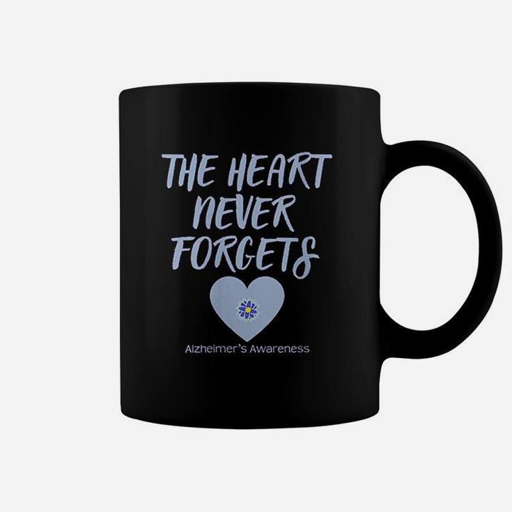 Alzheimers Awareness Heart Never Forgets Support Coffee Mug