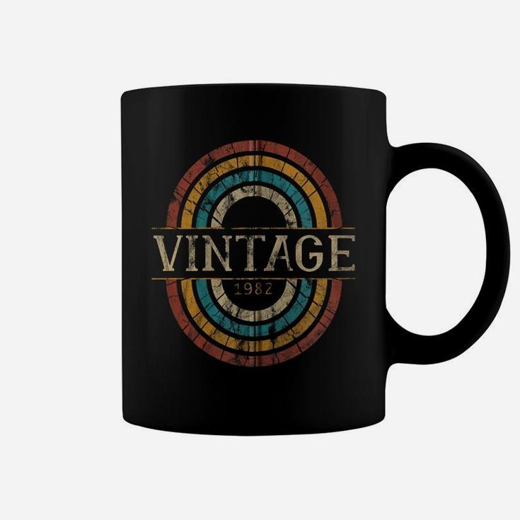 Born 1982 - Retro Vintage Birthday Zip Hoodie Coffee Mug