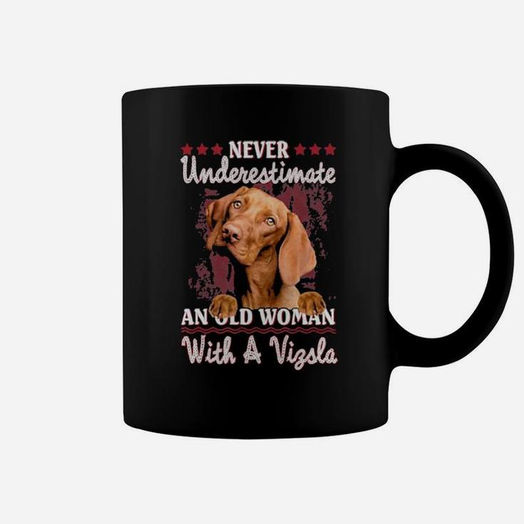 Never Underestimate An Old Woman With A Vizsla Coffee Mug