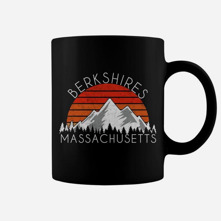 Retro Vintage Berkshires, Massachusetts Distressed Sweatshirt Coffee Mug