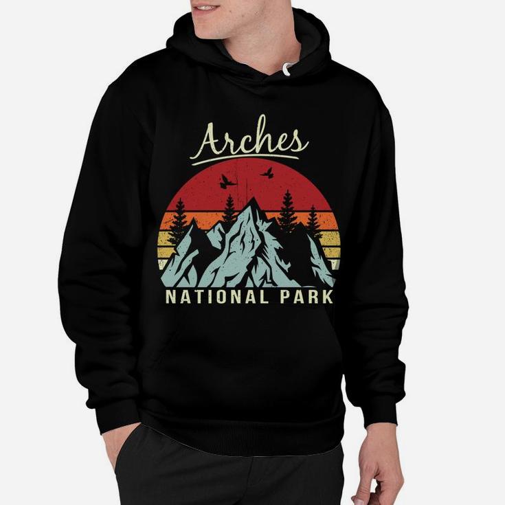 Vintage Retro Hiking Camping Arches National Park Hoodie