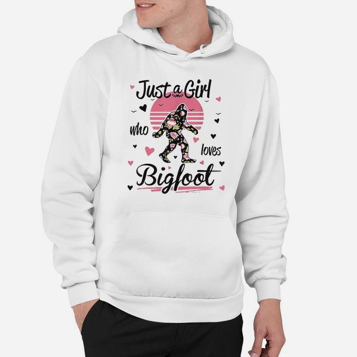 Just A Girl Who Loves Bigfoot Hoodie