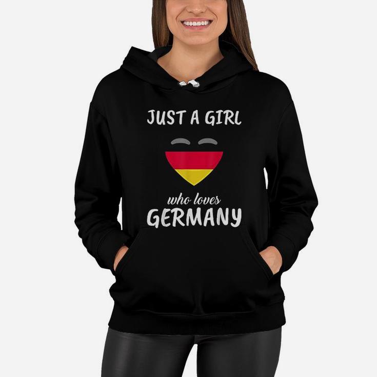 Just A Girl Who Loves Germany German Gift Travel Germany Women Hoodie
