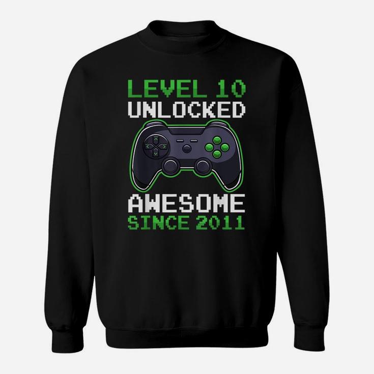 Level 10 Unlocked 10 Years Old Video Gamer Birthday Gift Sweatshirt